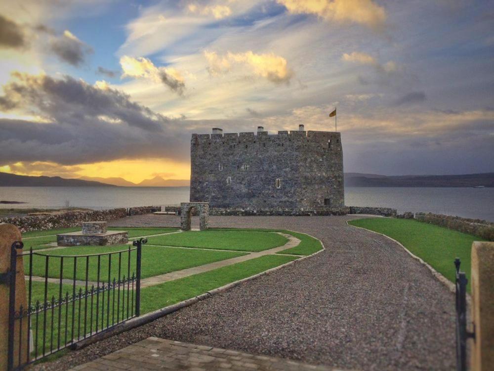 Mingary Castle - Restaurant With Rooms Kilchoan Exterior foto